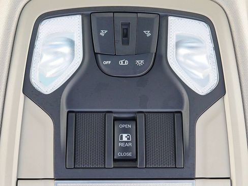 Used 2020 RAM 1500 Big Horn AWD/4WD image 47