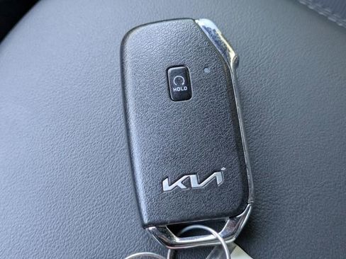 Used 2023 Kia K5 GT-Line image 33