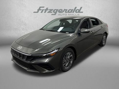 New 2026 Hyundai Elantra Blue image 2