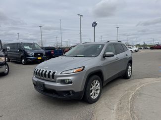 Used 2017 Jeep Cherokee Latitude w/ Cold Weather Group AWD/4WD video 2