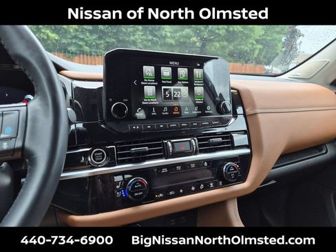 Certified 2024 Nissan Pathfinder Platinum w/ Lighting Package (N93) AWD/4WD image 21