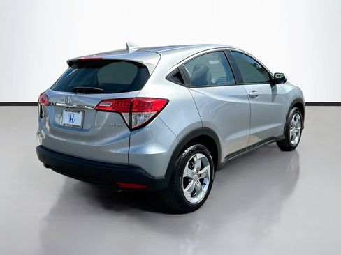 Used 2019 Honda HR-V LX image 5