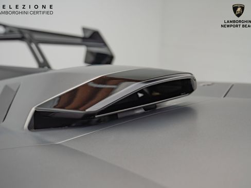 Used 2023 Lamborghini Huracan STO image 6