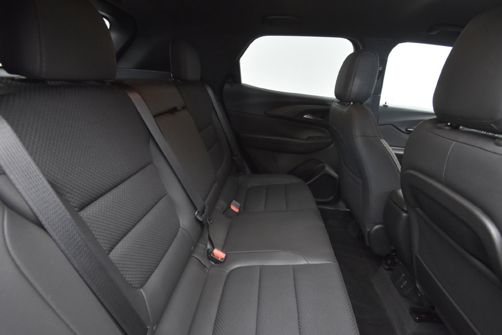 Used 2021 Chevrolet TrailBlazer RS w/ Technology Package FWD image 16