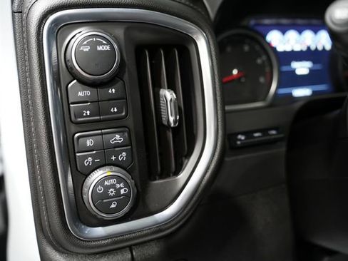 Used 2020 Chevrolet Silverado 2500 High Country w/ Z71 Off-Road Package image 12