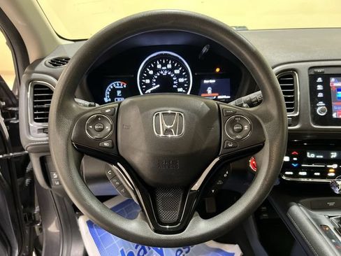 Used 2022 Honda HR-V EX image 10