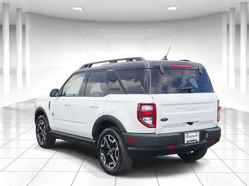 Used 2024 Ford Bronco Sport Outer Banks AWD/4WD image 3