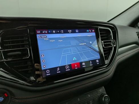 Used 2025 Dodge Durango GT AWD/4WD image 7