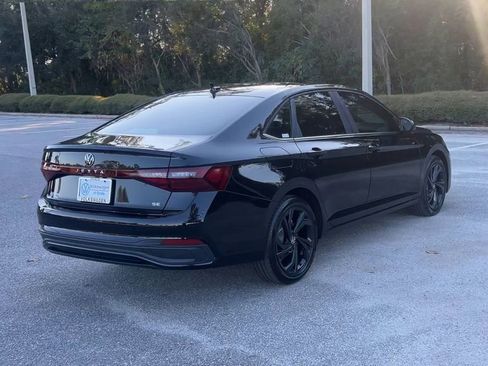 New 2026 Volkswagen Jetta SE image 8