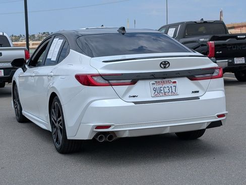 Used 2025 Toyota Camry XSE FWD image 12