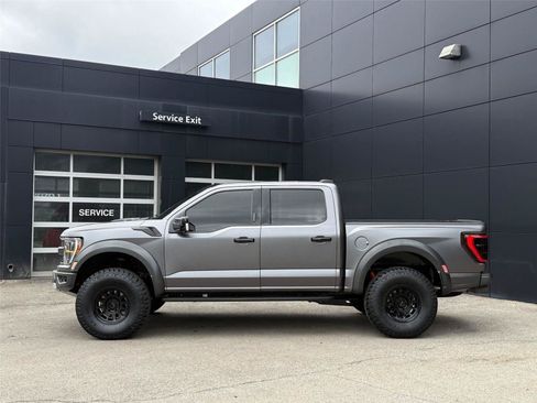 Used 2021 Ford F150 Raptor w/ Raptor 37 Performance Package AWD/4WD image 3