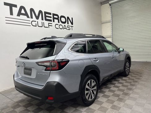 Used 2025 Subaru Outback Premium image 17
