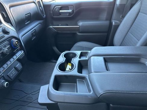 Used 2019 Chevrolet Silverado 1500 LT Trail Boss w/ Convenience Package image 14