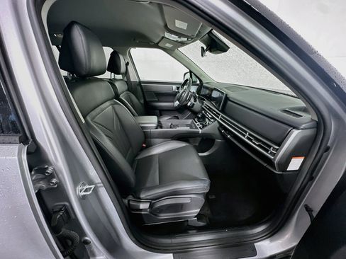 Used 2025 Hyundai Santa Fe SEL FWD image 34