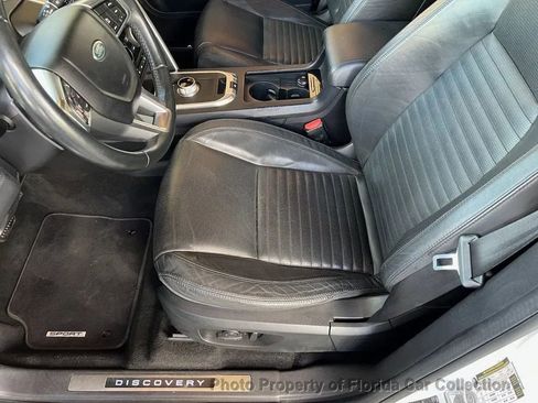 Used 2015 Land Rover Discovery Sport HSE Luxury image 39