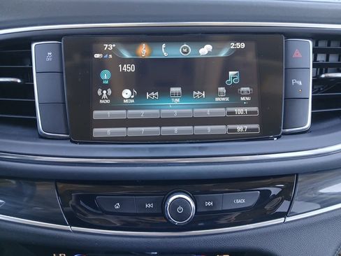 Used 2019 Buick Enclave Essence image 37