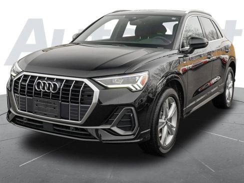Used 2020 Audi Q3 2.0T Premium Plus w/ Premium Plus Package image 5