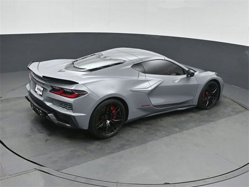 Used 2024 Chevrolet Corvette Z06 image 31