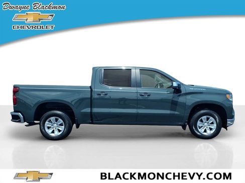 Used 2025 Chevrolet Silverado 1500 LT RWD image 2