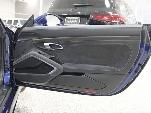 Used 2021 Porsche 718 Boxster GTS RWD image 35