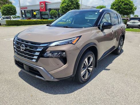 Certified 2024 Nissan Rogue SL w/ SL Premium Package FWD image 10