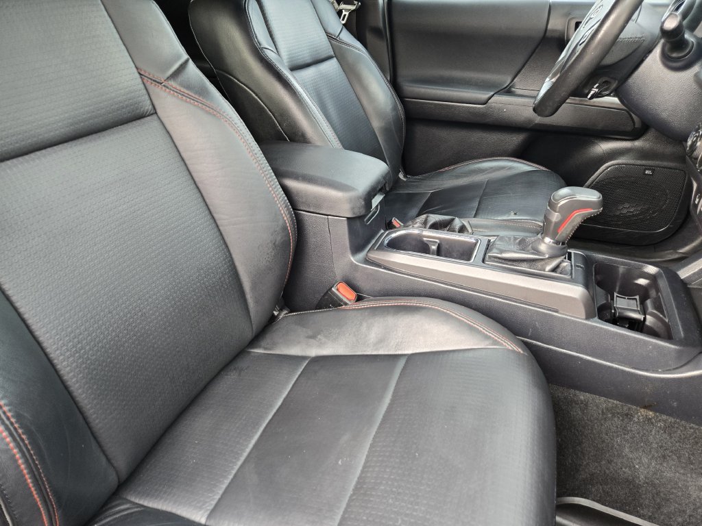 Used 2019 Toyota Tacoma TRD Pro AWD/4WD image 9
