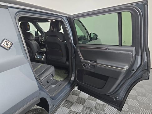 Used 2024 Rivian R1S Adventure AWD/4WD image 20