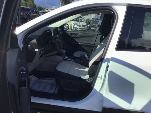 New 2025 Ford Escape Active w/ Cold Weather Package image 8