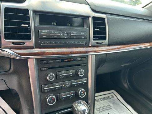 Used 2011 Lincoln MKZ AWD image 11