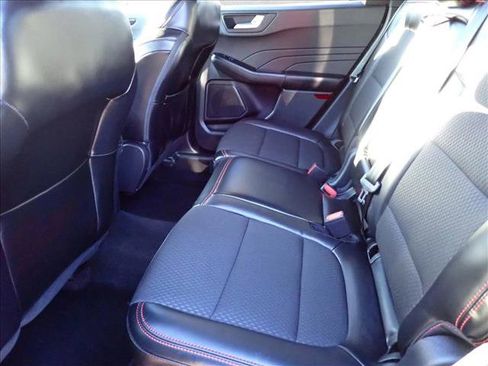 Certified 2024 Ford Escape ST-Line image 10