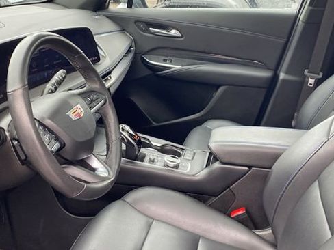 Used 2024 Cadillac XT4 Sport AWD/4WD image 31