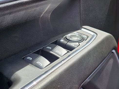 Used 2025 Chevrolet Silverado 2500 LT AWD/4WD image 11