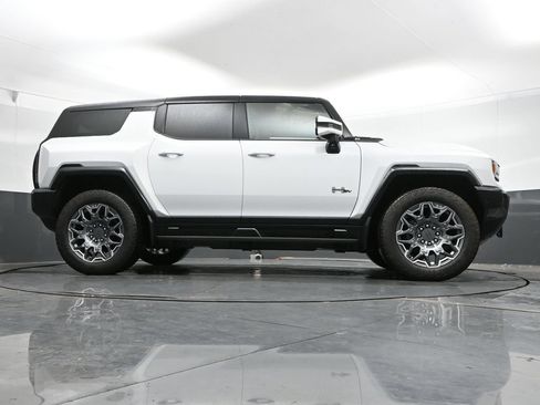 Used 2025 GMC Hummer EV 3X AWD/4WD image 44