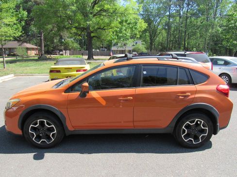 Used 2014 Subaru Crosstrek 2.0i Limited AWD/4WD image 4