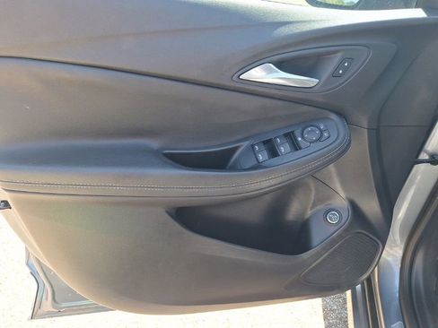 Used 2021 Buick Encore GX Select w/ Sport Touring Package image 22