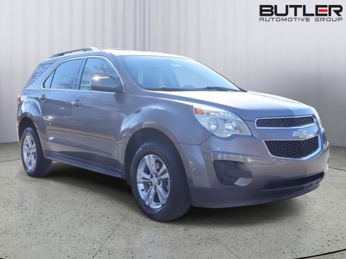 Used 2011 Chevrolet Equinox LT w/ Driver Convenience Package image 3
