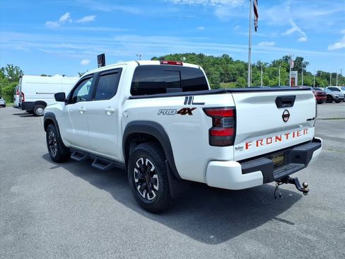 Certified 2024 Nissan Frontier PRO-4X w/ Off-Road Protection Package AWD/4WD image 3