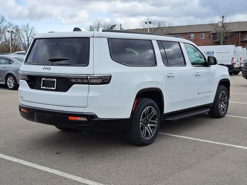 New 2026 Jeep Grand Wagoneer L image 4