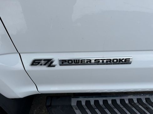 Used 2019 Ford F350 XLT w/ XLT Value Package image 12