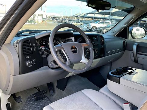 Used 2010 GMC Sierra 1500 SLE w/ Texas Edition image 16