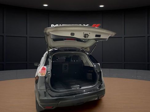 Used 2016 Nissan Rogue SV image 7