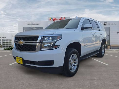 Used 2017 Chevrolet Tahoe LT RWD image 1
