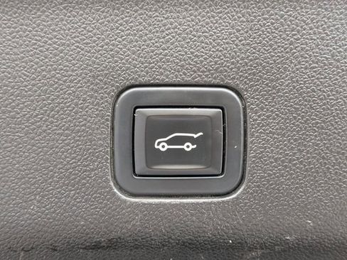 Used 2021 GMC Yukon SLT AWD/4WD image 36