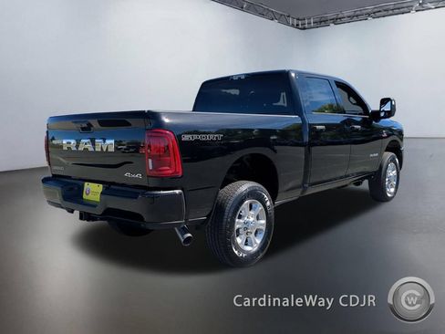 New 2026 RAM 2500 Big Horn AWD/4WD image 22