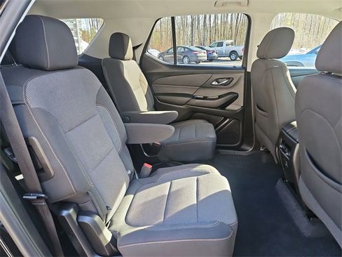Certified 2020 Chevrolet Traverse LT w/ Driver Confidence II Package image 26