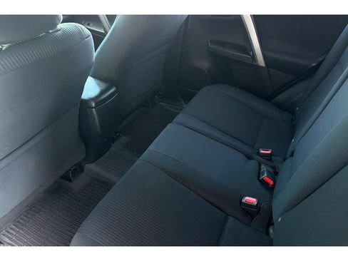 Used 2018 Toyota RAV4 LE w/ All Weather Liner Package FWD image 13