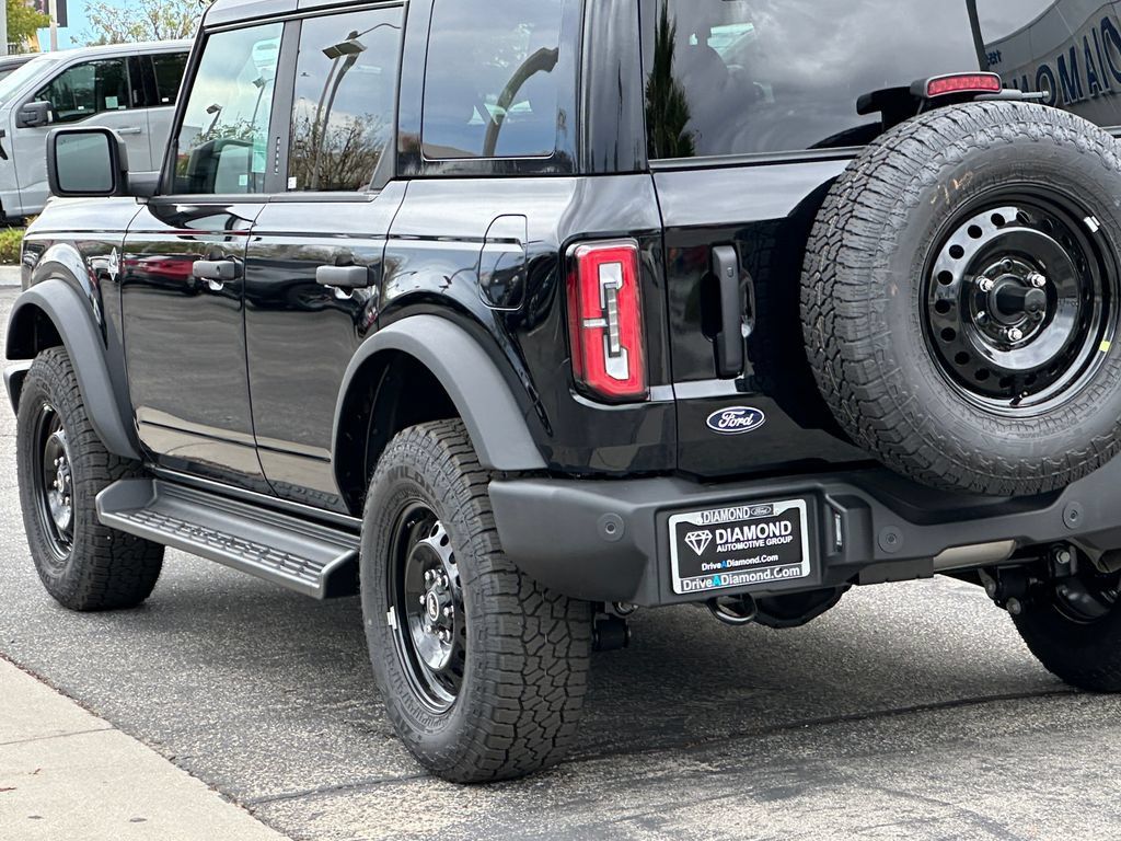 New 2026 Ford Bronco Outer Banks AWD/4WD image 5