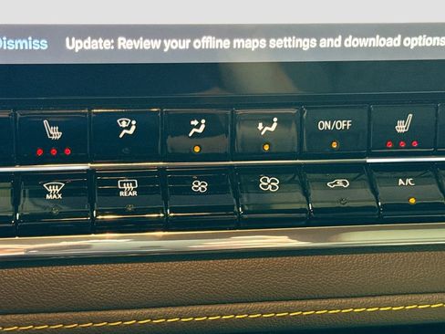 Used 2024 Chevrolet Colorado ZR2 w/ Technology Package AWD/4WD image 20