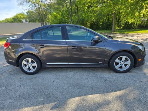 Used 2015 Chevrolet Cruze LT FWD image 4