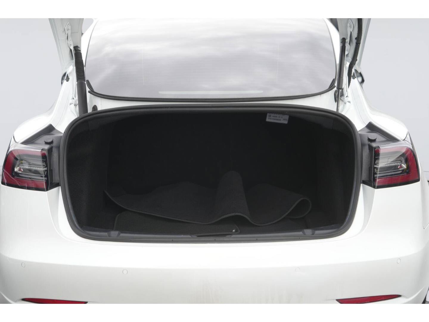Used 2021 Tesla Model 3 Standard Range Plus RWD image 30